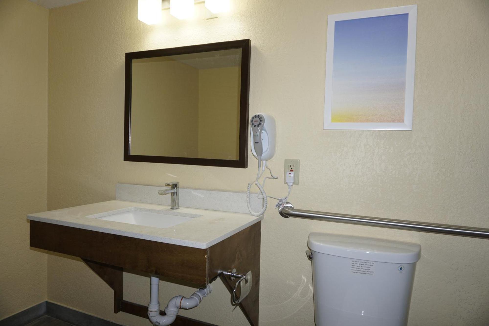 Days Inn By Wyndham Apopka/Orlando Εξωτερικό φωτογραφία