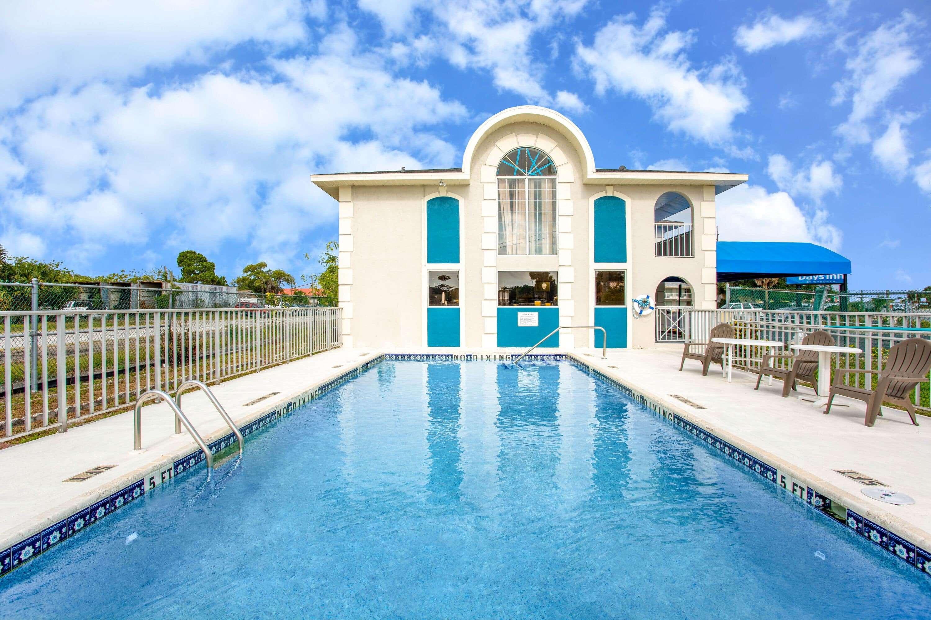 Days Inn By Wyndham Apopka/Orlando Εξωτερικό φωτογραφία