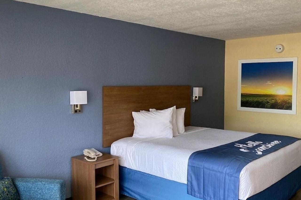 Days Inn By Wyndham Apopka/Orlando Εξωτερικό φωτογραφία